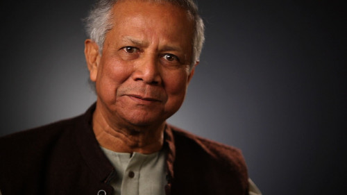 Nobel Muhammad Yunus insta crear legislación que beneficie a los pobres