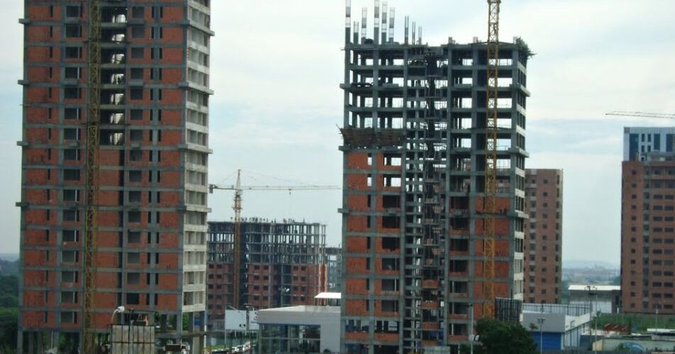 Sector construcción recibió propuestas para participar en obras en regiones petroleras