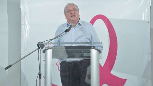 Campaña de prevención del cáncer de mama: 4ta versión Porque Te Quiero, de la Corporación Zona Franca de Santiago