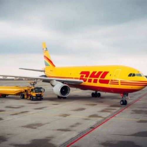 DHL Group y Neste se unen para reducir las emisiones de carbono en la logística