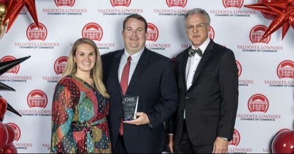 Beasley recibe el premio OVL Synergy 2030 Impact Award