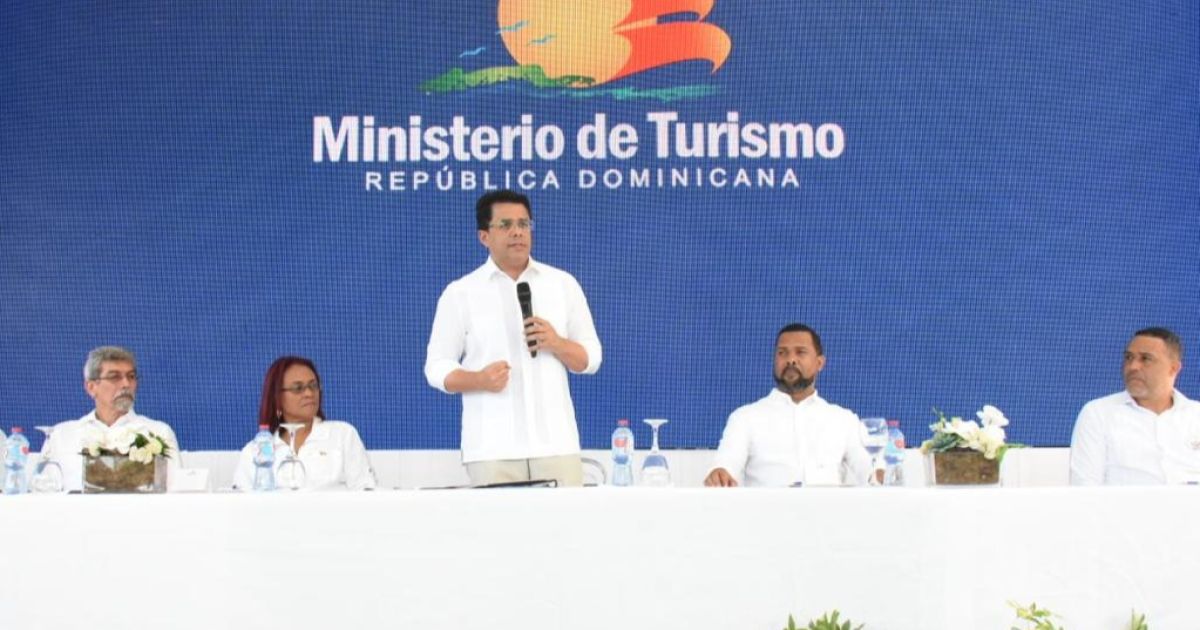 Ministro De Turismo Inaugura Reconstrucción De Infraestructuras Viales