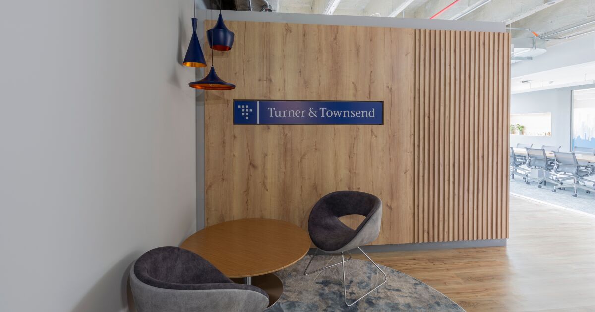 Colombia afianza su posición como mercado inmobiliario clave en Latinoamérica al cierre de 2025: Turner & Townsend