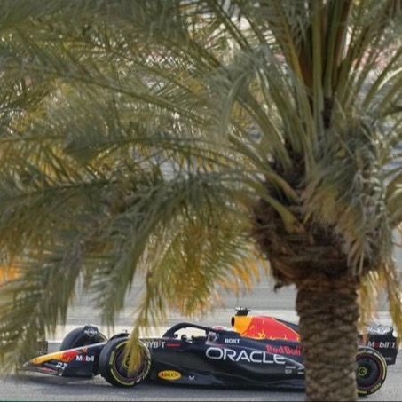 Verstappen se mantiene fuerte, Mercedes y McLaren en problemas