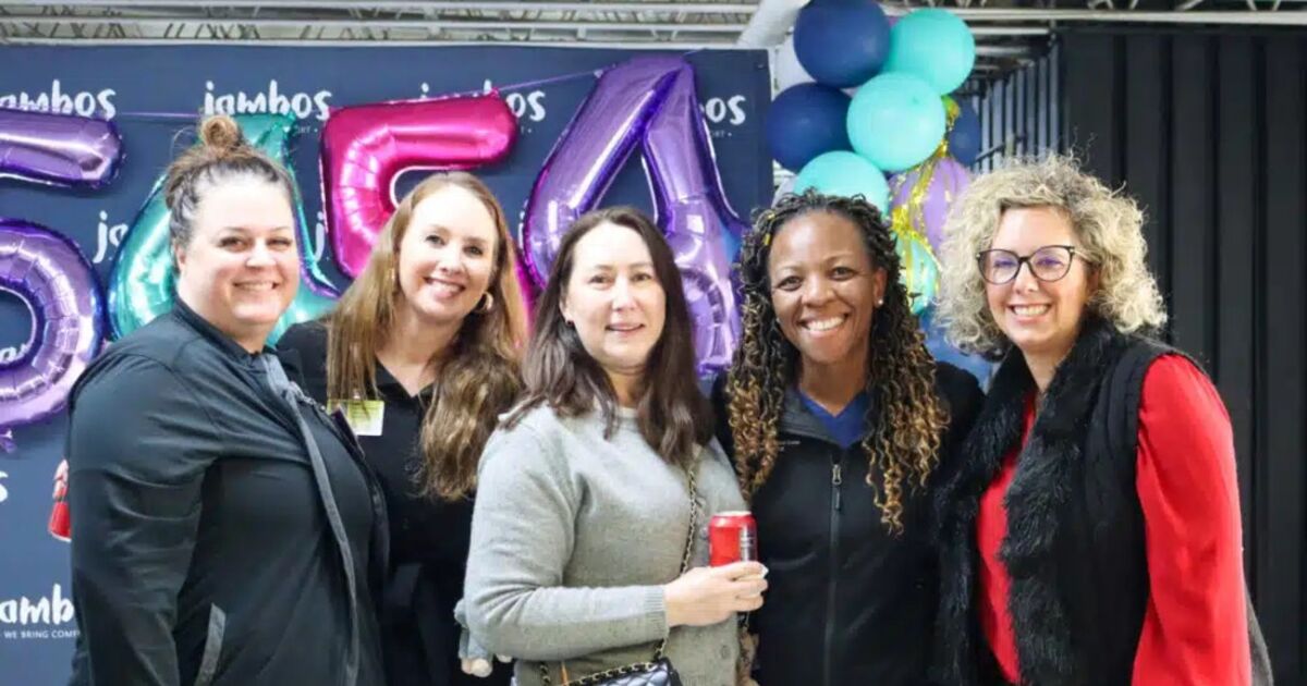 Women in Business se unen por una causa en la reciente recepción de GLOW