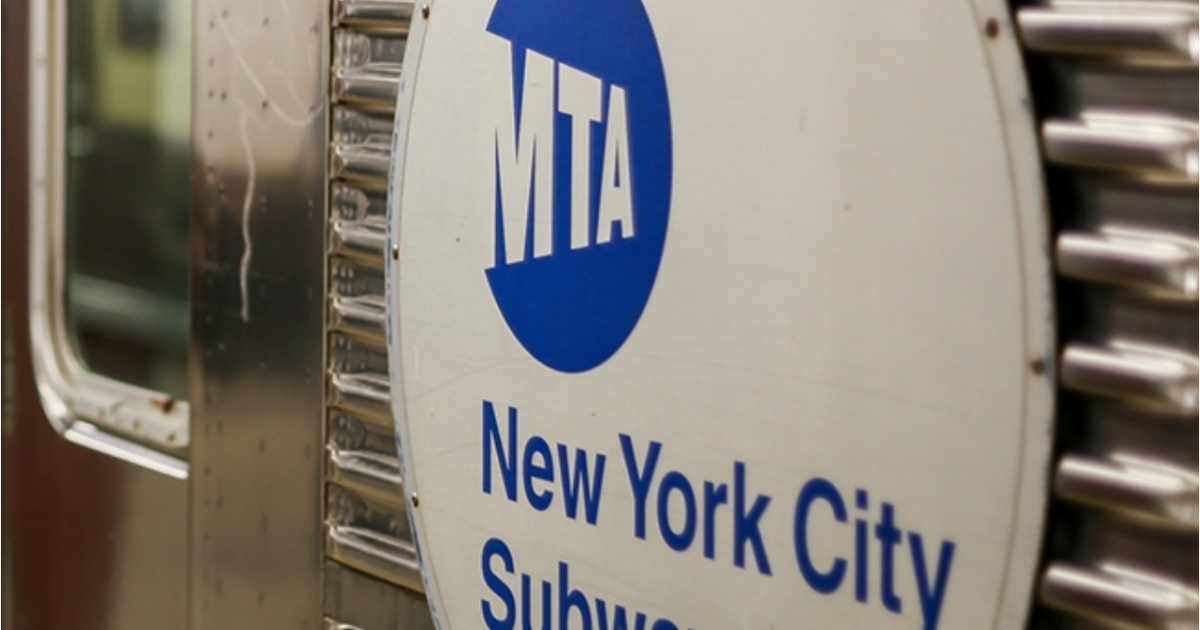 MTA presenta puertas de paso más amplias para mejorar la accesibilidad y disminuir la evasión de tarifas
