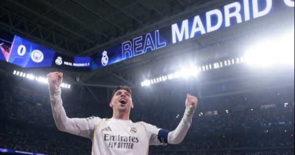 Real Madrid golea al City con una noche 'mágica' de Valverde
