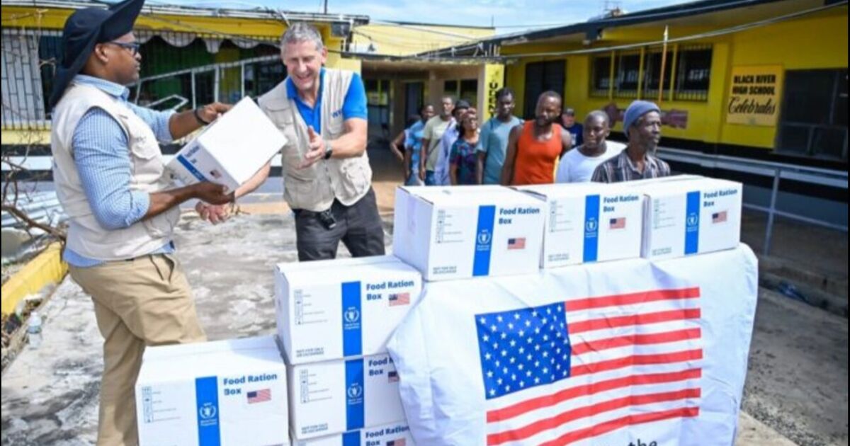 Estados Unidos promete apoyo a largo plazo a Jamaica tras el huracán Melissa
