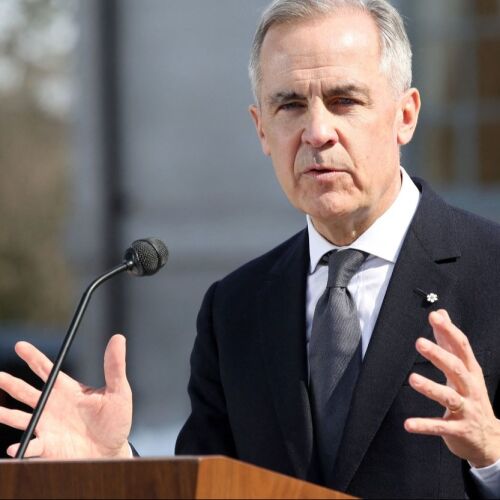 Carney pretende conseguir 1 billón de dólares en inversiones con la cumbre mundial en Toronto