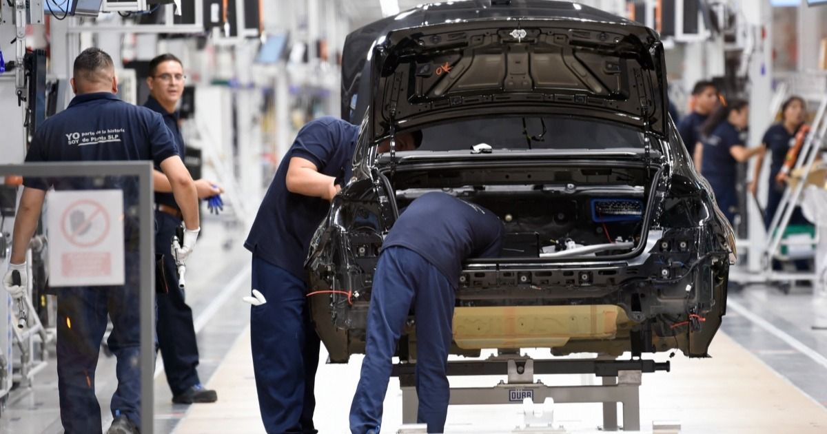 Ensamble y exportaciones de autos anotan crecimiento en agosto 2024