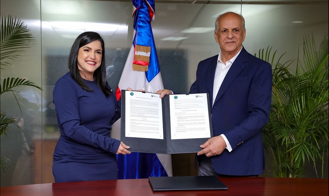 ProDominicana y el IAD firman acuerdo beneficiará asentamientos campesinos