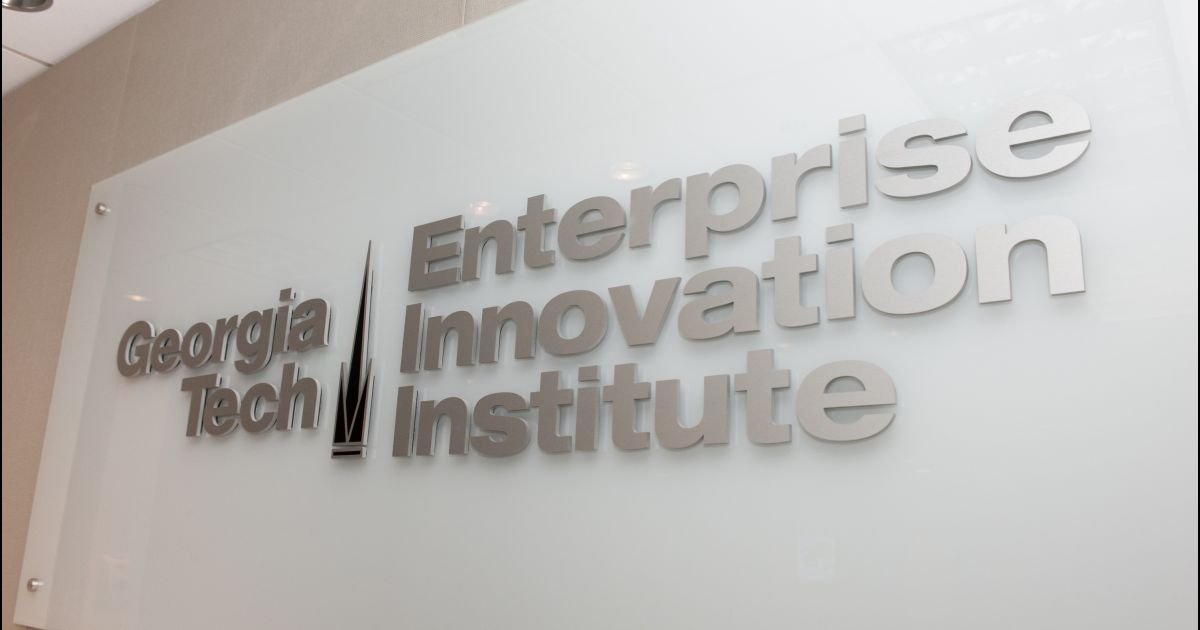 Instituto de Innovación Empresarial acoge a empresarios extranjeros a través de un programa del Departamento de Estado de EE.UU.