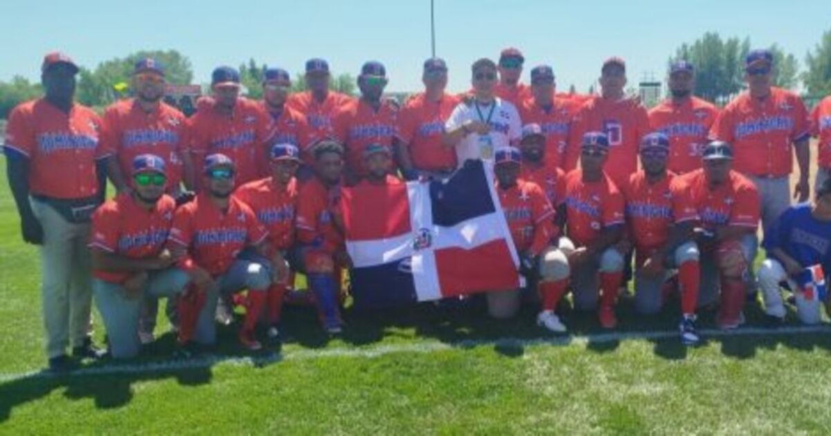 RD vence a Japón Campeonato Mundial de Softbol en Canadá