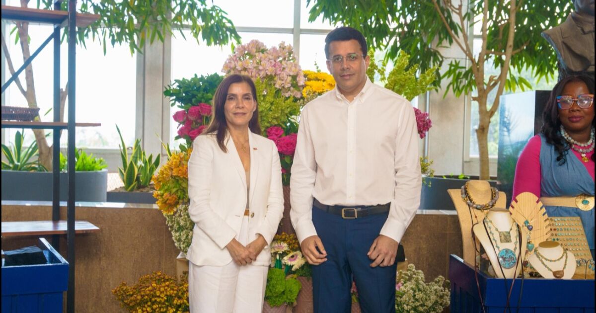 Ministro Collado recibe visita de la embajadora de los Estados Unidos, Leah Campos; refuerzan cooperación turística