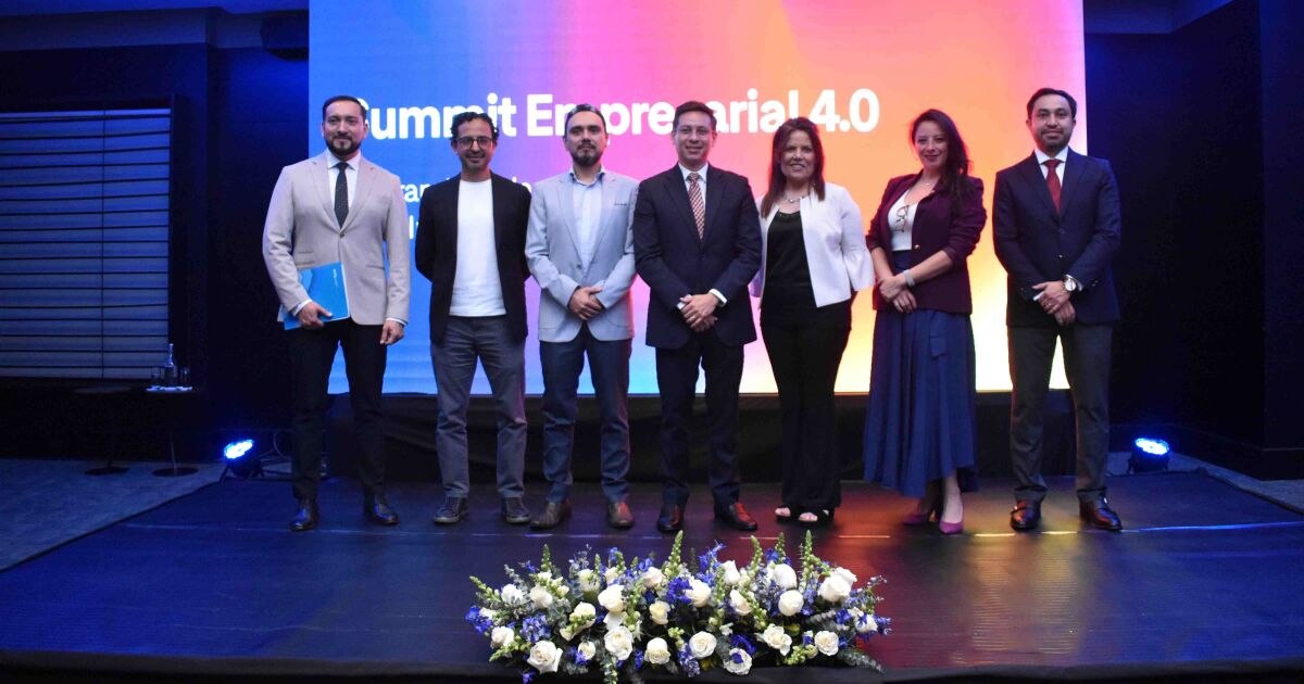 Summit Empresarial 4.0 reúne a  líderes para definir el futuro de la  inteligencia artificial en Ecuador