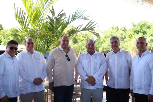 Presidente Medina da primer picazo para construir el Moon Palace Punta Cana