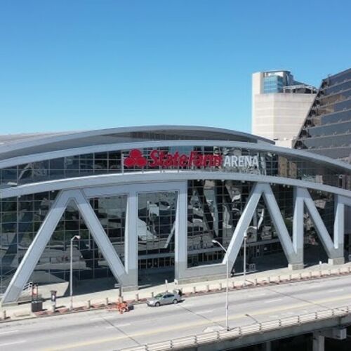 Hawks y Wheels Up se asocian para crear una entrada exclusiva de marca en el State Farm Arena