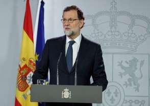 El Gobierno español y los socialistas pactan abrir una reforma constitucional