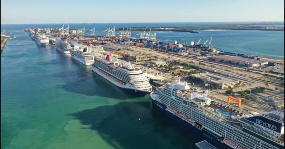 PortMiami celebra un día récord con 10 barcos y más de 75.000 invitados