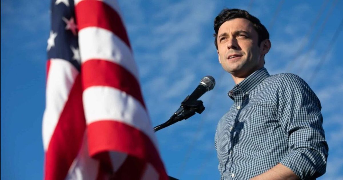 Senador Ossoff fortalece oportunidades de capacitación a familias latinas en Georgia