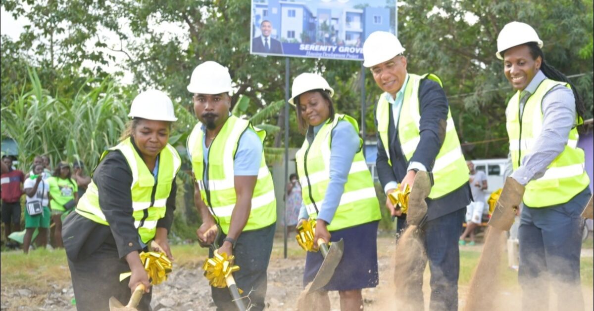 El Primer Ministro inaugura un proyecto de viviendas de 109 millones de dólares en Gregory Park
