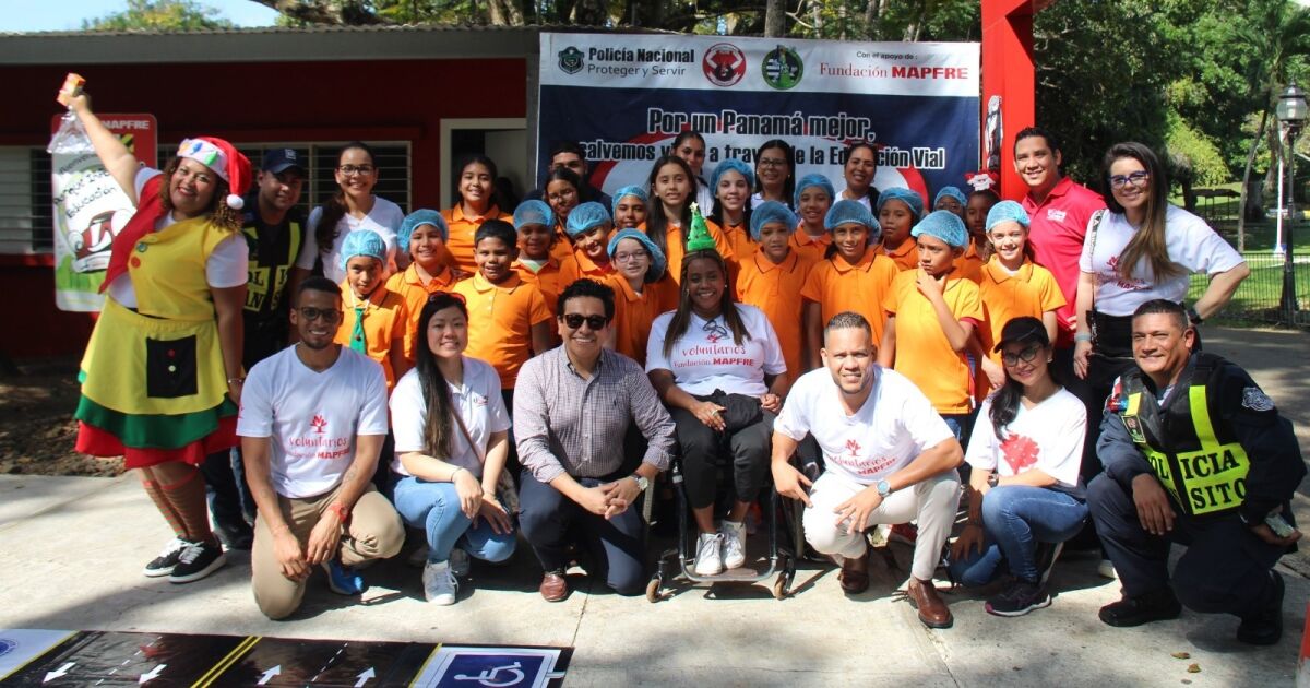 Educación vial para niños en el Parque Omar