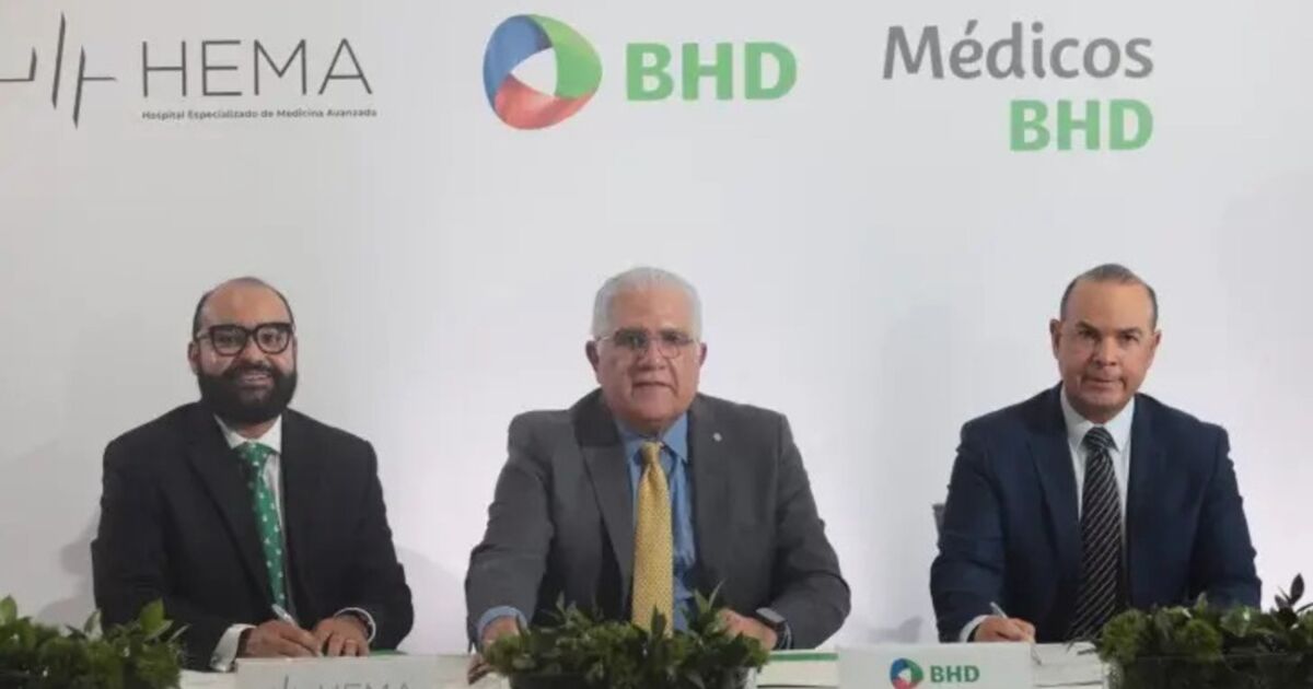 Banco BHD y HEMA acuerdan financiar profesionales salud