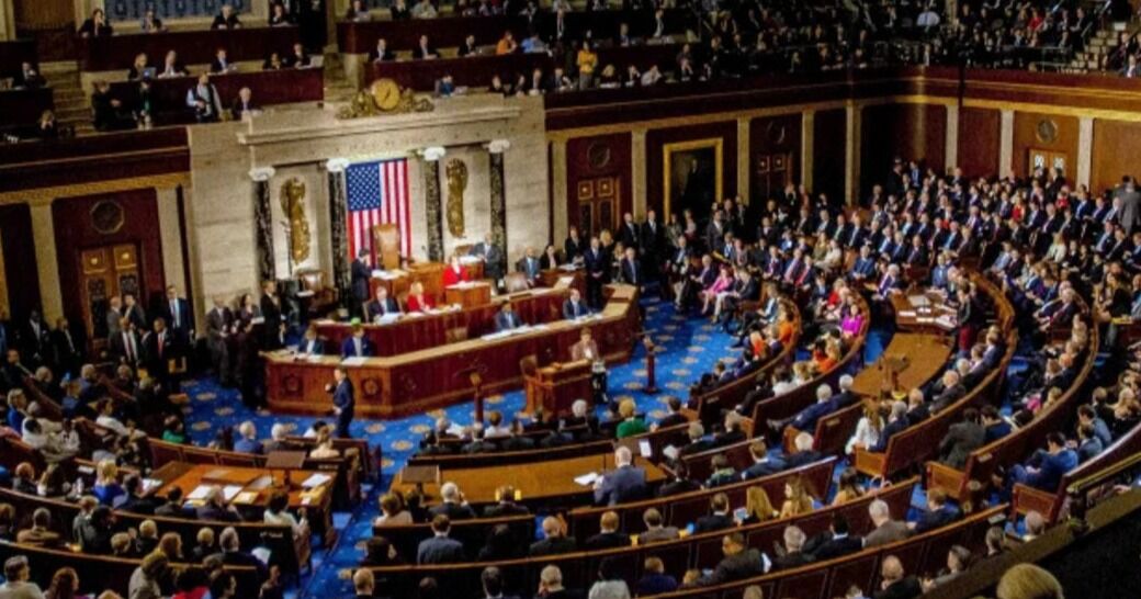 Aprueban ley SAVE que exige la ciudadanía para poder votar en los Estados Unidos