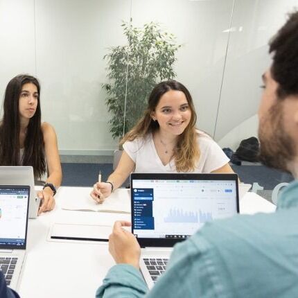 Colombia | Mujeres interesadas en el sector tech podrán conectar a través de la tercera edición de Women Tech Dating liderada por Cabify