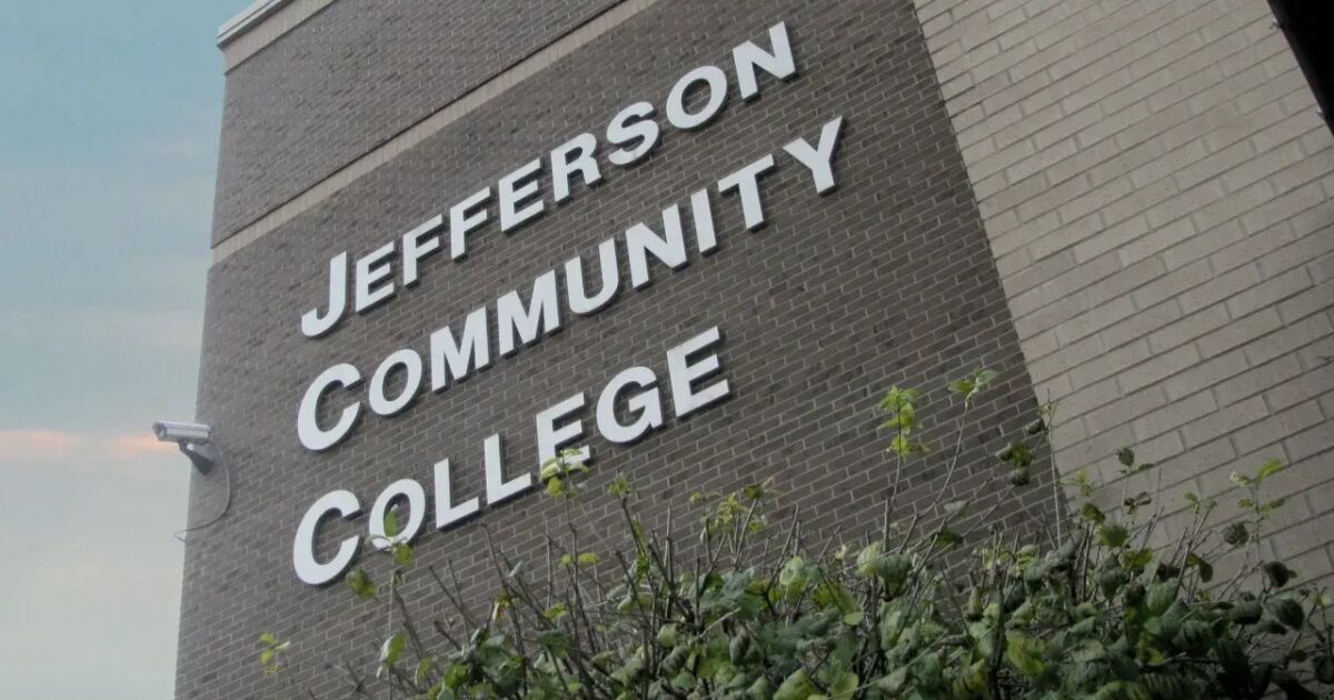 Jefferson Community College recibe una subvención de Micron para atraer y desarrollar talento