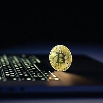 Se cumplen 15 años de bitcoin: de curiosidad digital a revolución financiera