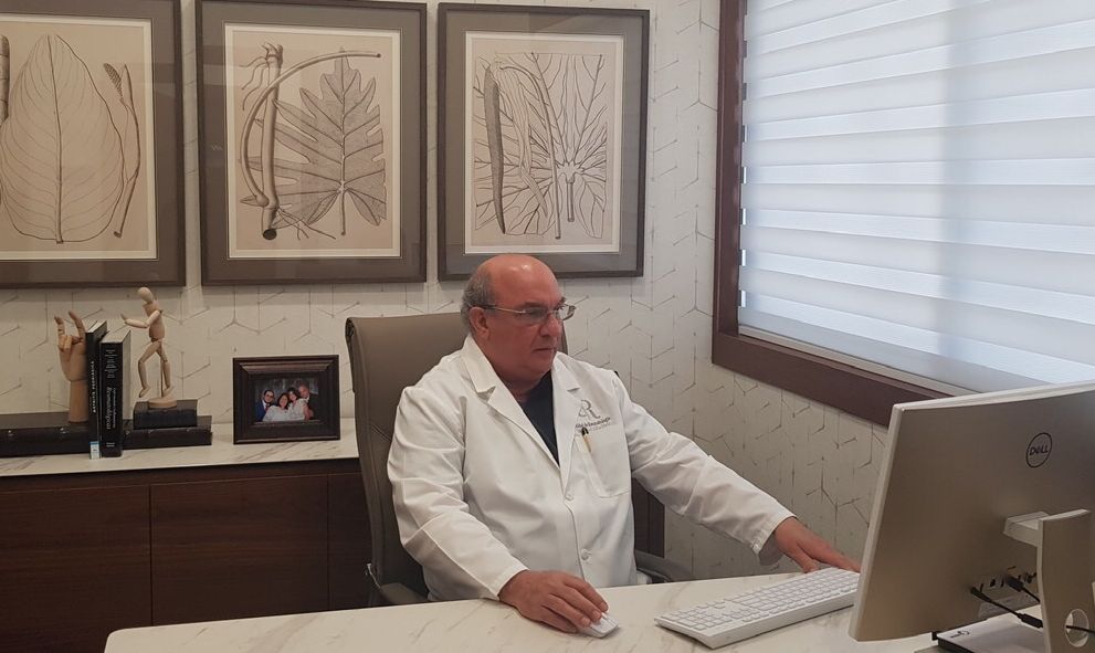 Asociaciones panamericanas nombran doctor Alba Feriz Maestro de la Reumatología Panamericana