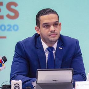 La sociedad dominicana no quiere candidatos mudos Portada
