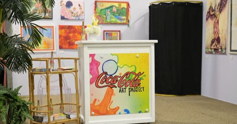 El proyecto artístico de Coca-Cola asombra a los amantes del arte en el Festival Culinario y Artístico de Bahamas