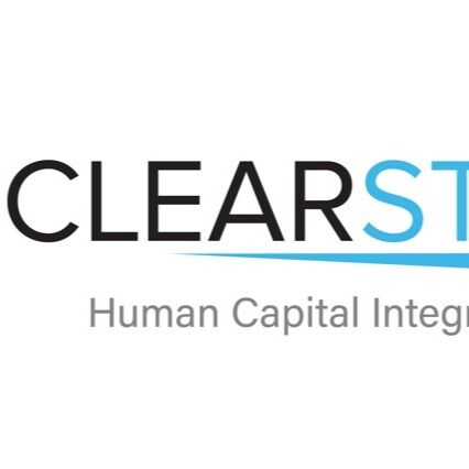 ClearStar nombrada una de las 5 principales empresas líderes del mercado medio en la lista Baker's Dozen 2025 de HRO Today para la selección de personal