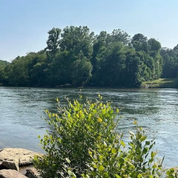 Descubren la fuente del derrame de aguas negras en el río Chattahoochee