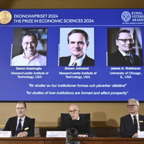 Nobel de Economía premia estudio de cómo unas instituciones débiles afectan al éxito de los países