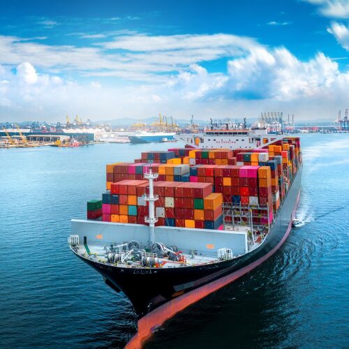 Infraestructura portuaria, conectividad aérea y marítima posicionan a Panamá como el hub logístico de la región