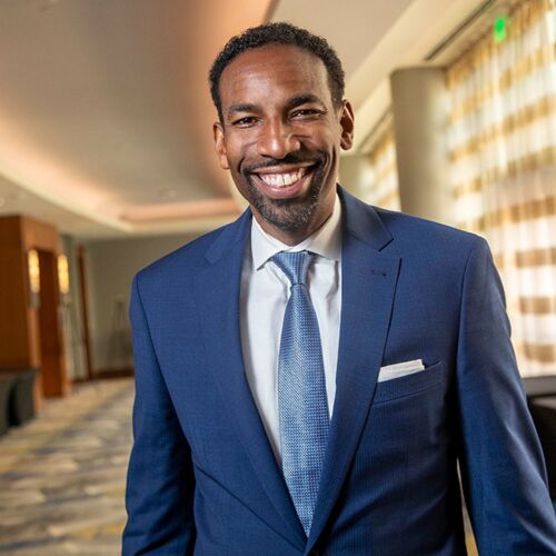 Operation HOPE honra al alcalde de Atlanta, Andre Dickens, por sus contribuciones a la educación financiera