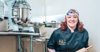 Kenia Guerrero Fundadora de Pasteles en Hoja KG and Catering Services