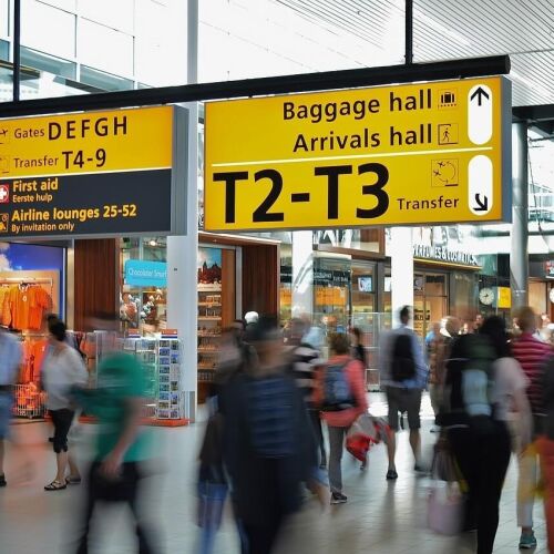 Registra IATA crecimiento récord en tráfico aéreo global durante 2024