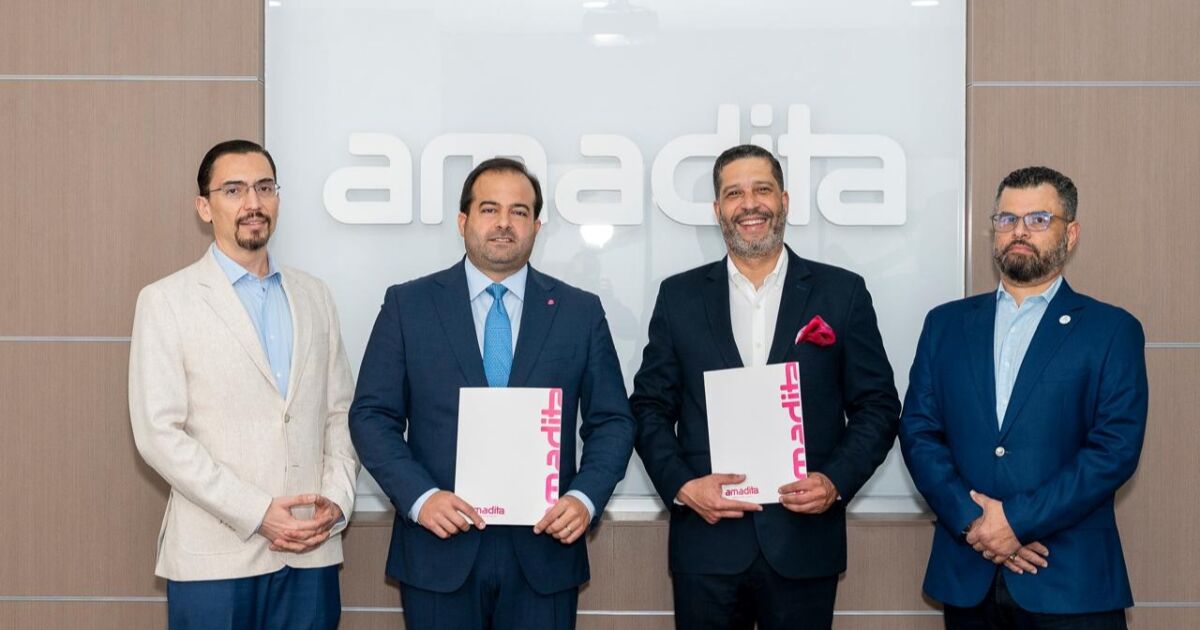 Amadita Laboratorio Clínico y Spine Center firman acuerdo de colaboración