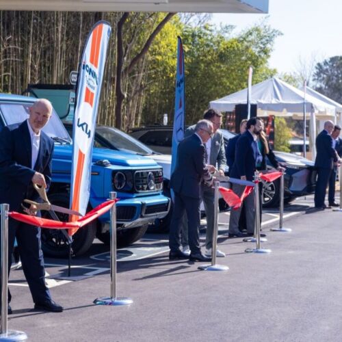 Kia América celebra la expansión nacional de la red de carga de Ionna