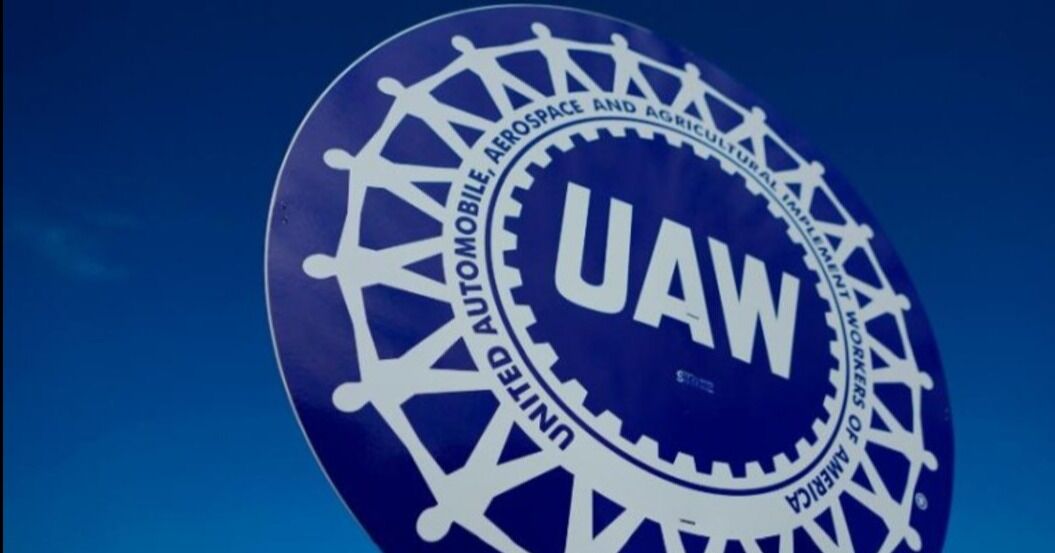 Shawn Fain, presidente de la UAW, explica por qué apoya los aranceles de Trump
