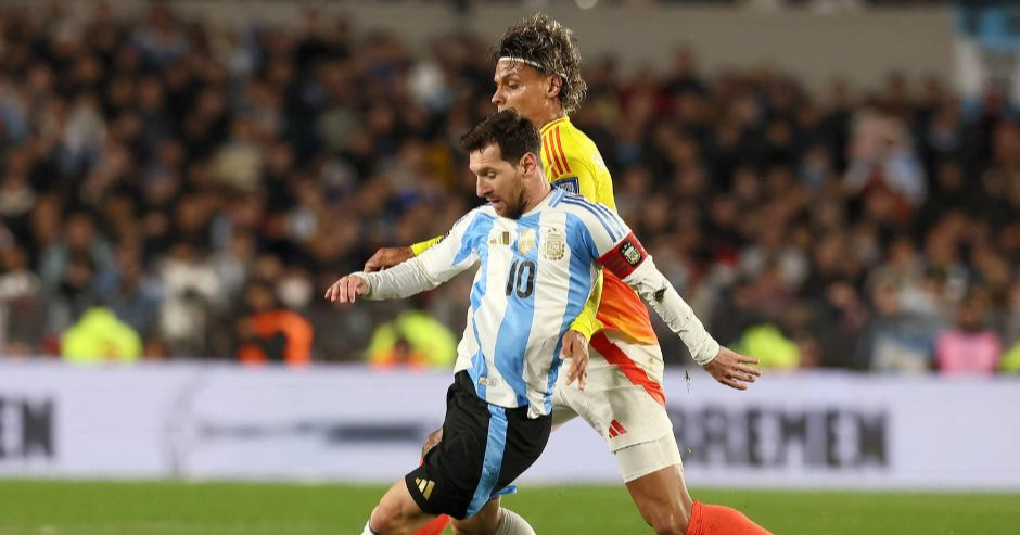 Argentina viene de atrás y rescata un punto frente a Colombia