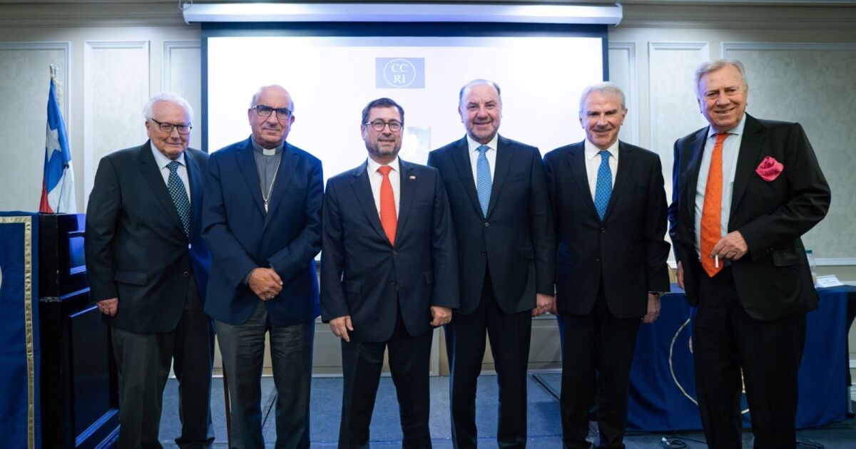 Canciller presenta los ejes de la política exterior del Gobierno ante el Consejo Chileno para las Relaciones Internacionales (CCRI)
