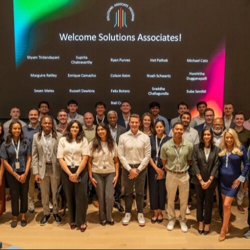 Insight Global redobla su apuesta por el talento técnico joven con un nuevo programa de asociados de soluciones