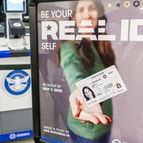 REAL ID ya es obligatoria para viajar en avión en EE.UU.