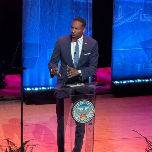 El alcalde de Atlanta, Andre Dickens, describe su visión para la ciudad durante el Estado de la Ciudad