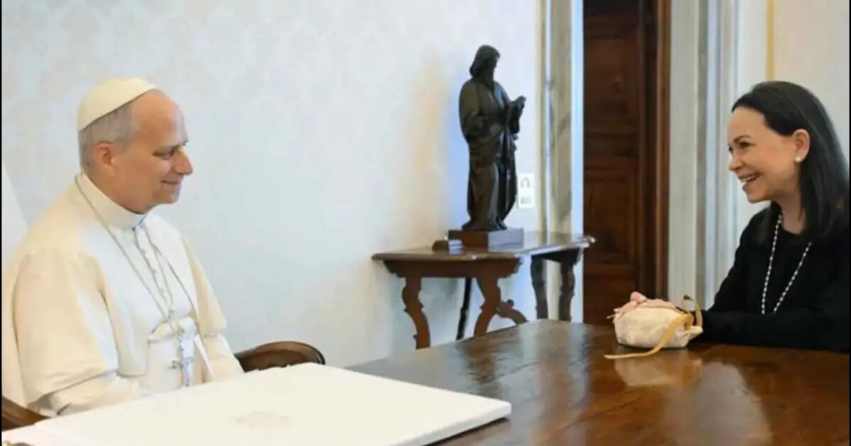 Papa León XIV recibió a María Corina Machado en el Vaticano